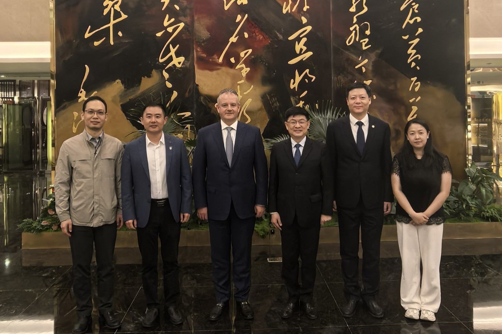 图片3.jpg 图片3.jpg